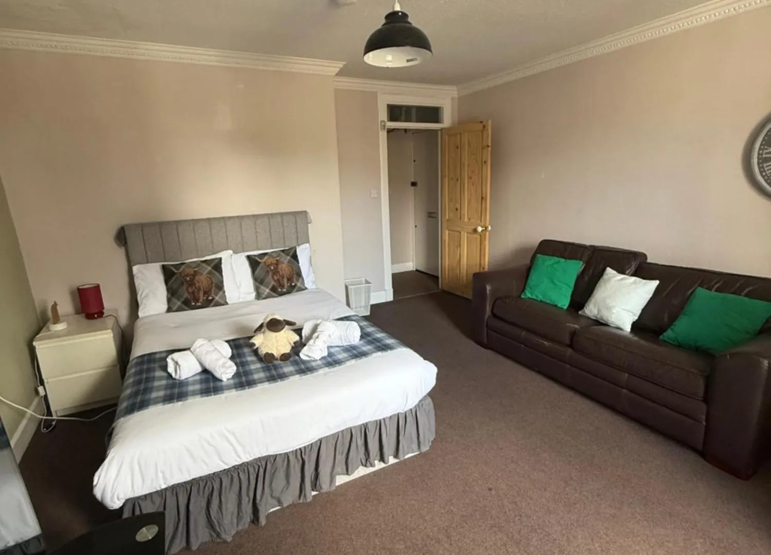 1 Bedroom Apartment In Old Town Edimburgo